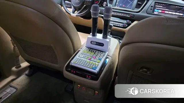 Kia The New Carnival id 3789217 из Кореи 9