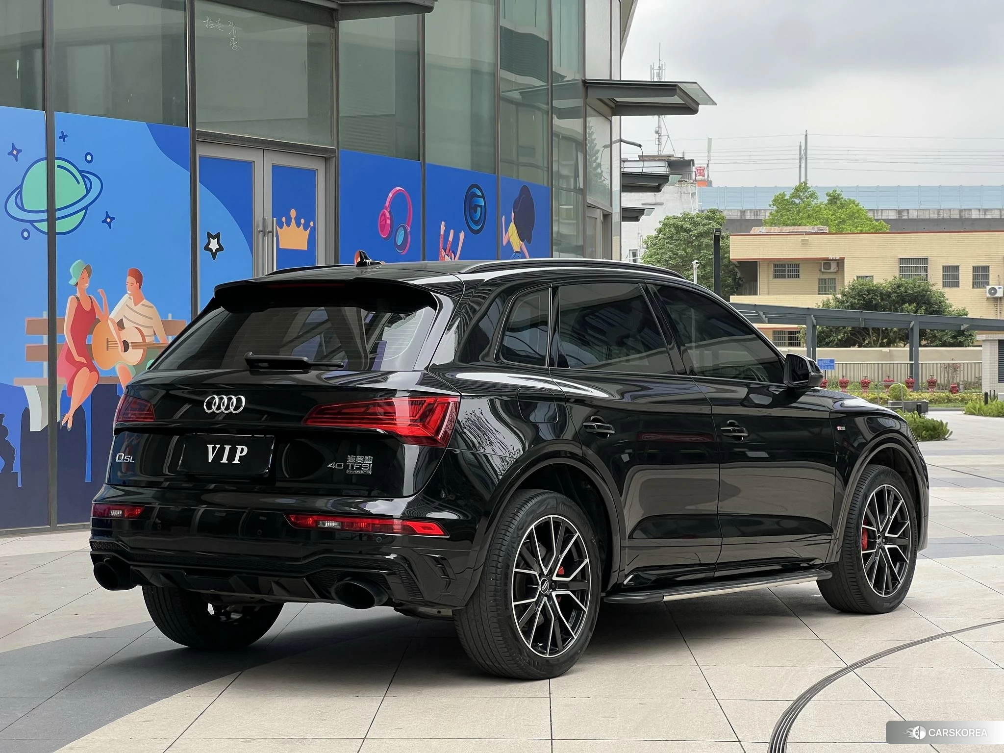 Audi Q5L id 4455099 из Китая 9