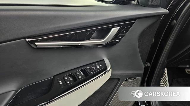 Kia EV6 id 3934456 из Кореи 9