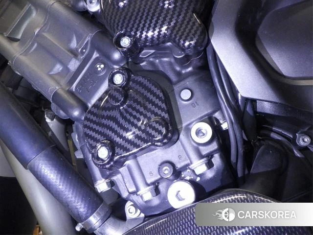 Yamaha FZ1-N id 3945254 из Японии 9
