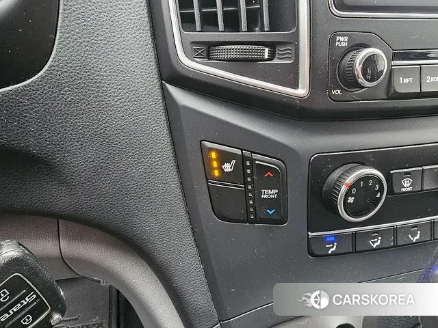 Hyundai The New Grand Starex id 3557269 из Кореи 9