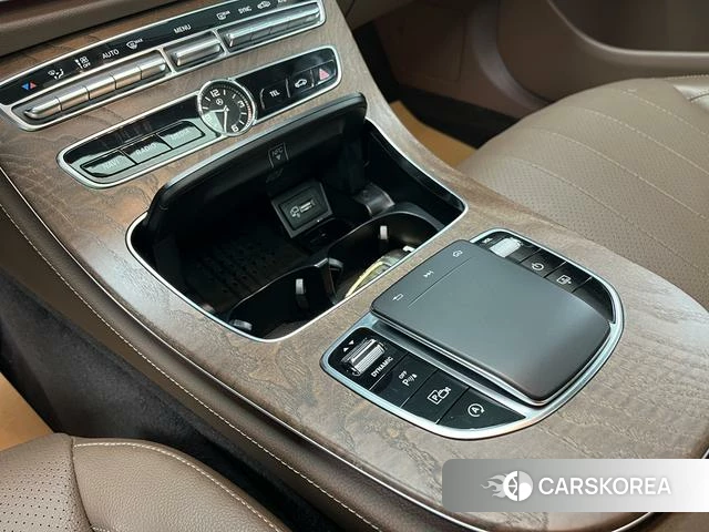 Mercedes-Benz E-class id 3901936 из Китая 9
