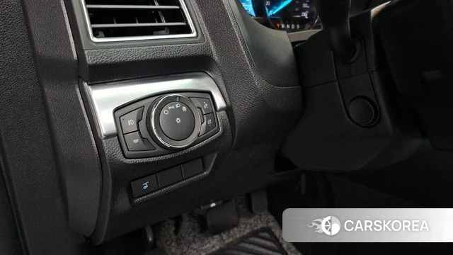 Ford Explorer id 3899517 из Кореи 9