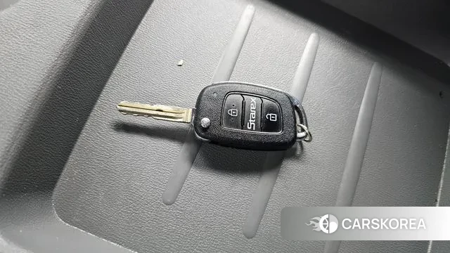 Hyundai The New Grand Starex id 2896035 из Кореи 9