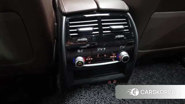 BMW 5 Series (G30) id 2939888 из Кореи 9