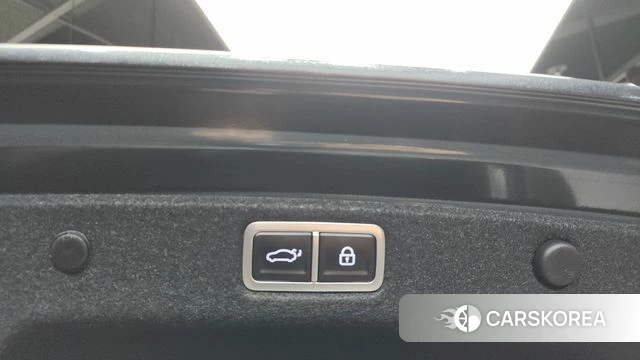 Hyundai Grandeur (GN7) id 4388461 из Кореи 9