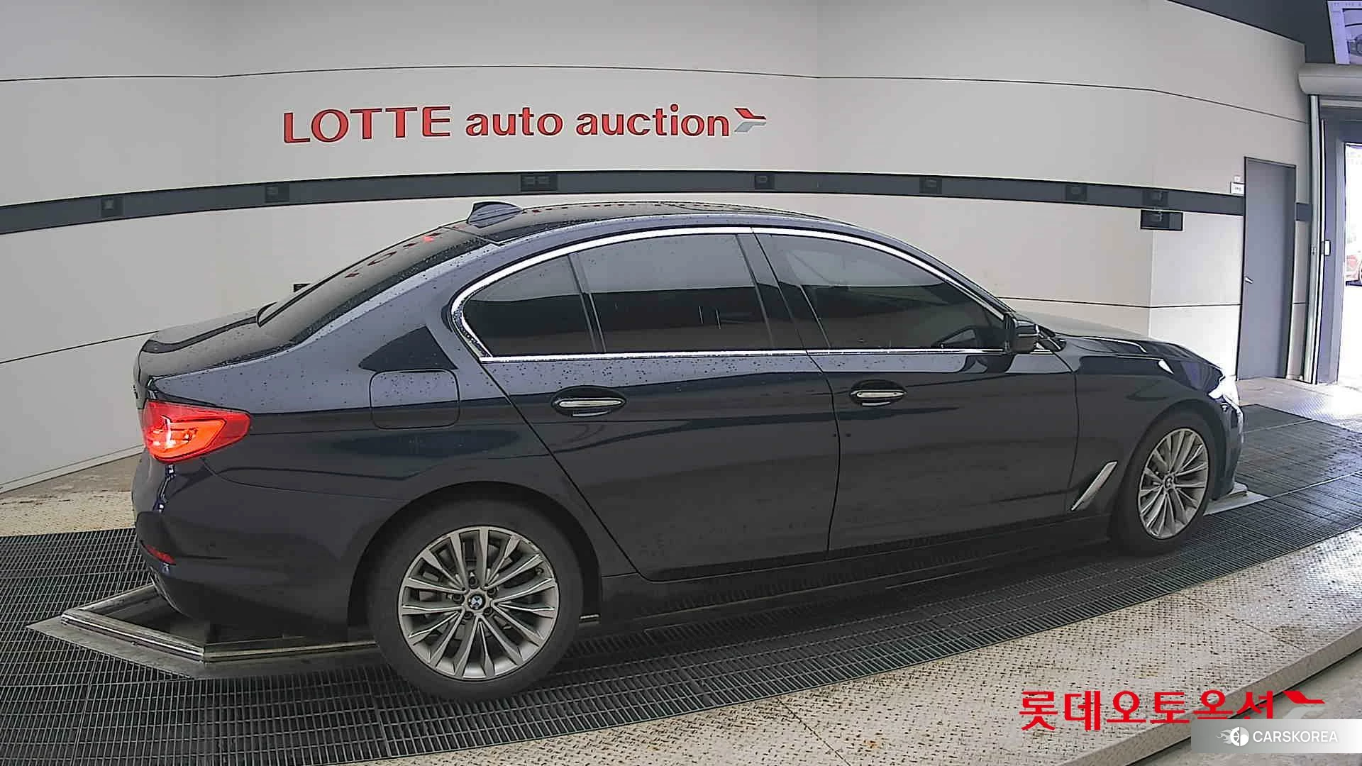 BMW  520d id 4498332 из Кореи 9