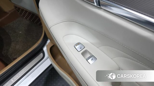 Hyundai The New Grandeur IG Hybrid id 4284861 из Кореи 9