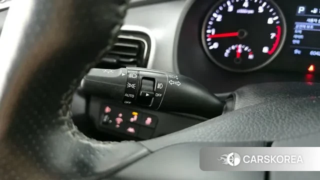 Kia Stonic id 3636592 из Кореи 9