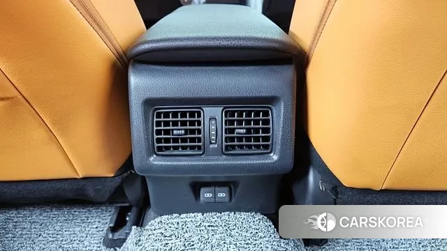 Toyota Camry (XV70) id 3372016 из Кореи 9