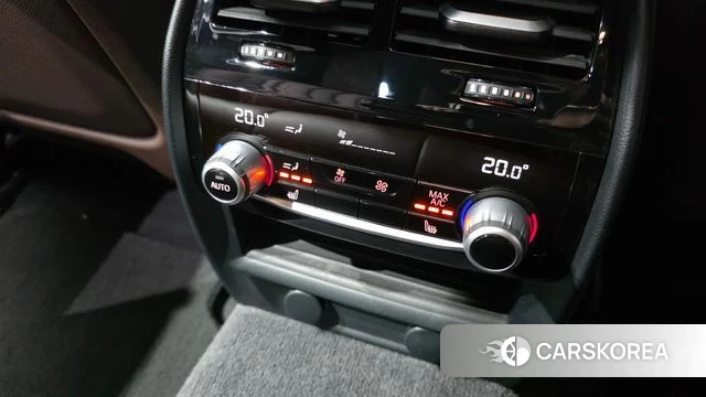 BMW 5 Series (G30) id 3861689 из Кореи 9