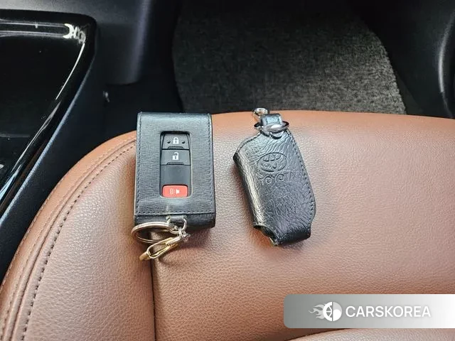 Toyota Prius 4th Generation id 3399256 из Кореи 9