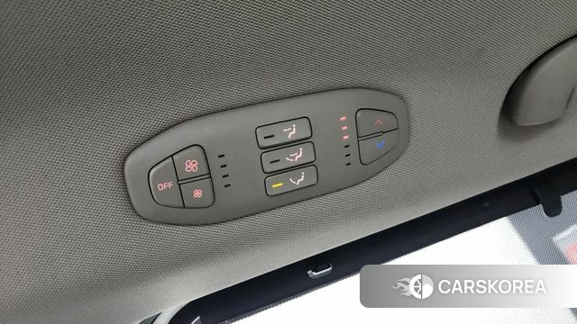 Kia The New Carnival id 3942601 из Кореи 9