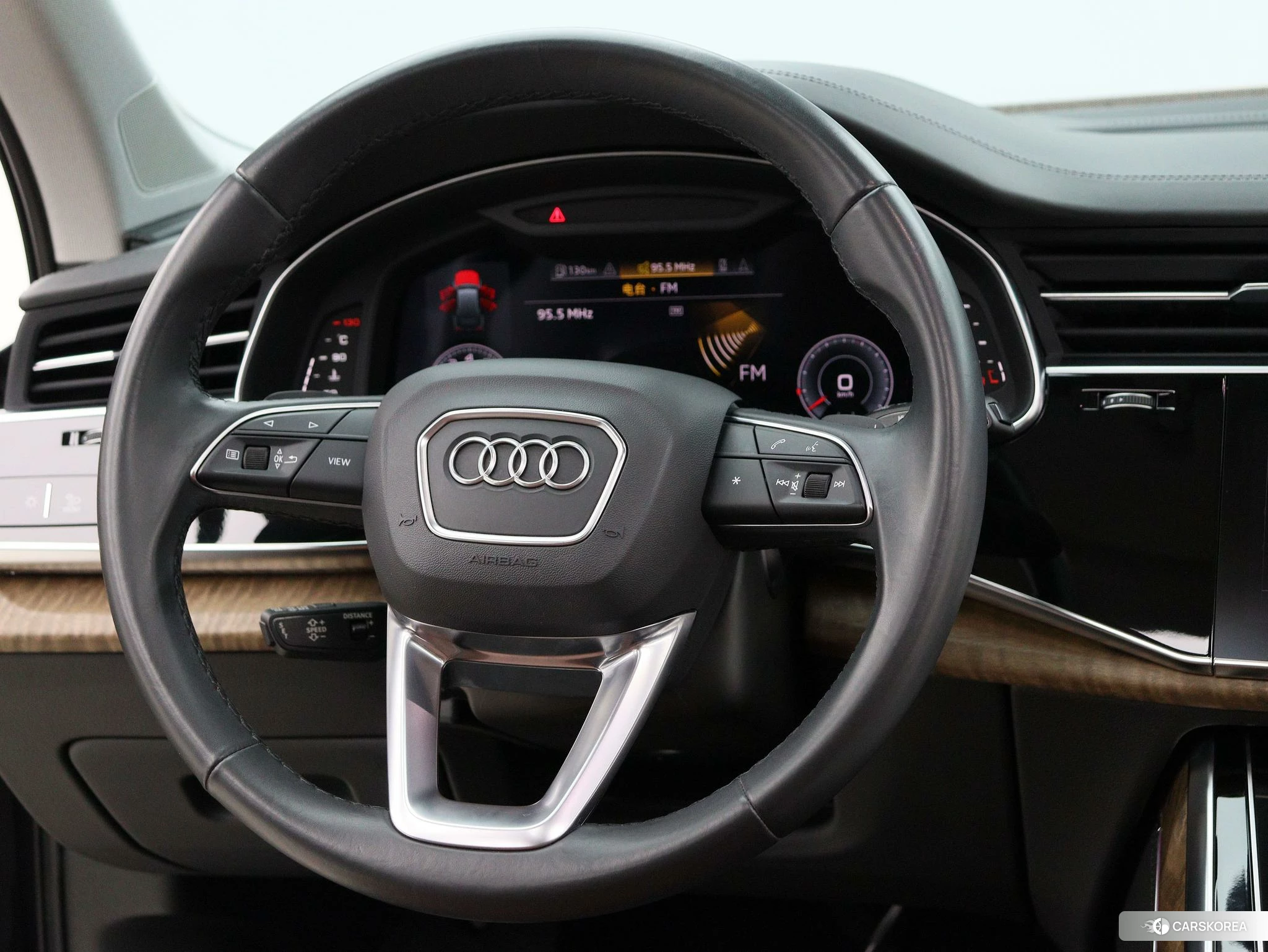 Audi Q7 id 4467562 из Китая 9