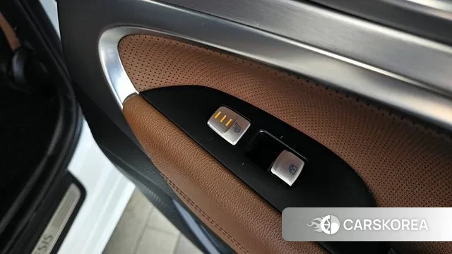 Genesis G70 id 3788891 из Кореи 9