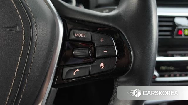 BMW 5 Series (G30) id 4780940 из Кореи 9