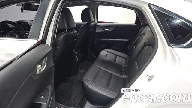 Kia Come New K3 id 2860671 из Кореи 9