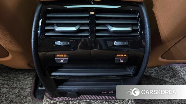 BMW 5 Series (G30) id 3883821 из Кореи 9