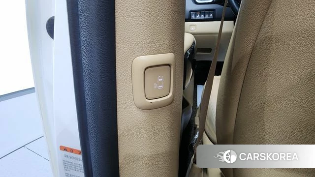 Kia The New Carnival id 4471696 из Кореи 9