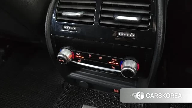 BMW 5 Series (G30) id 3764918 из Кореи 9