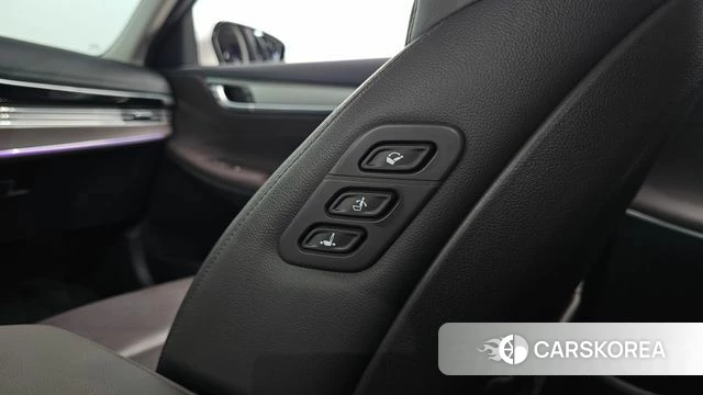 Hyundai The New Grandeur IG Hybrid id 4632513 из Кореи 9