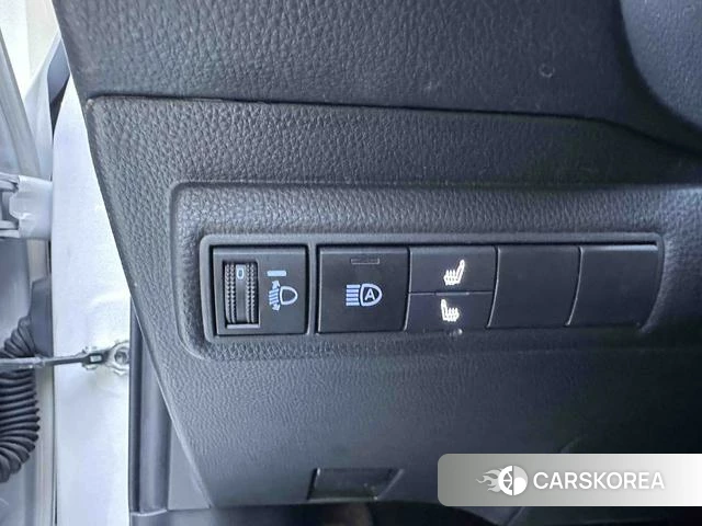 Toyota Corolla id 4374518 из Китая 9