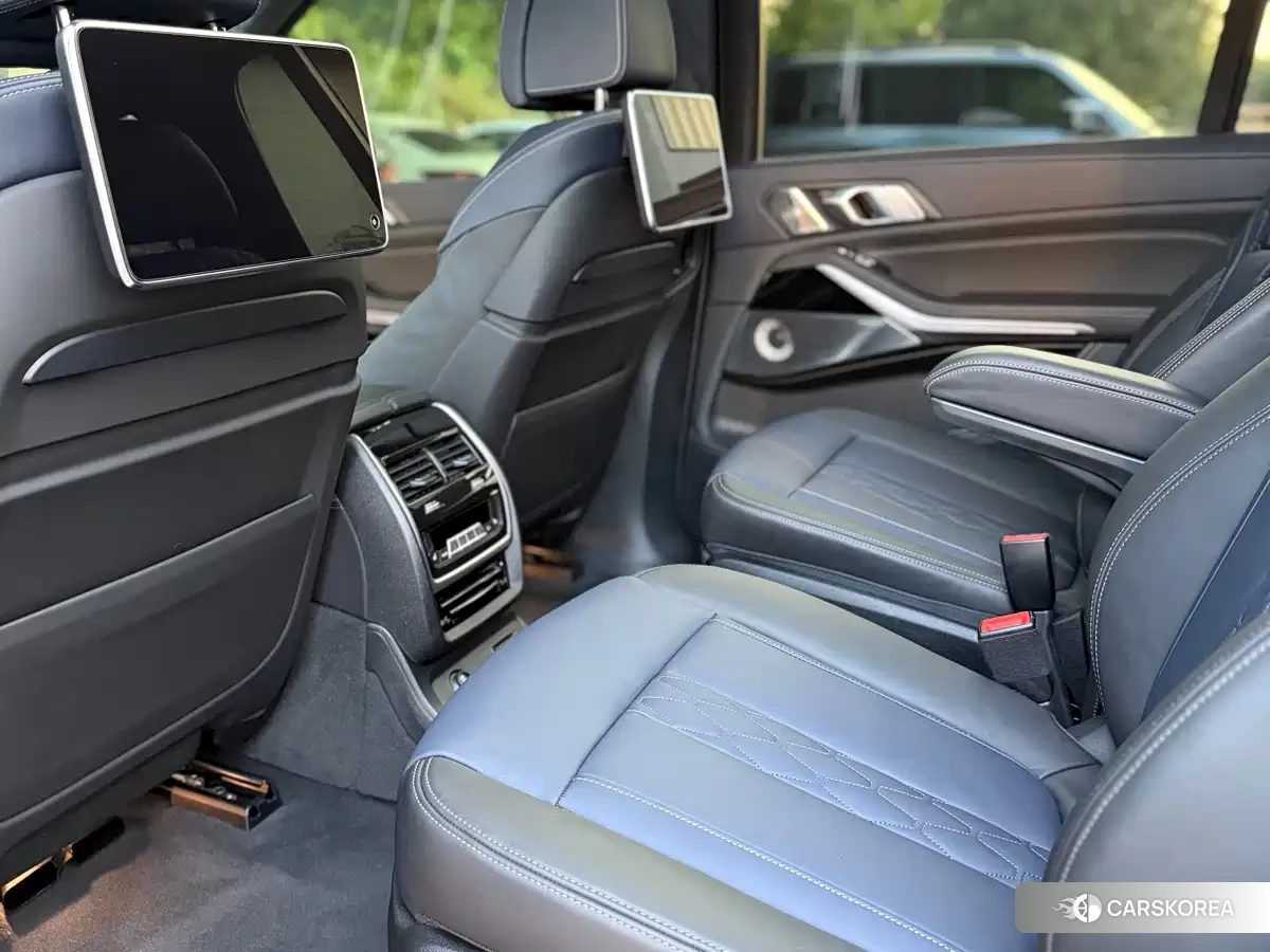 BMW X7 id 4664496 из Китая 9