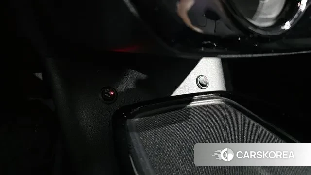 Toyota Prius 4th Generation id 3013454 из Кореи 9