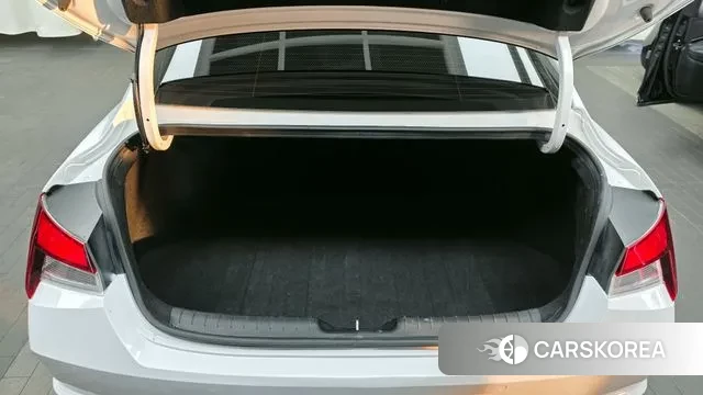 Hyundai Avante Hybrid (CN7) id 3764350 из Кореи 9