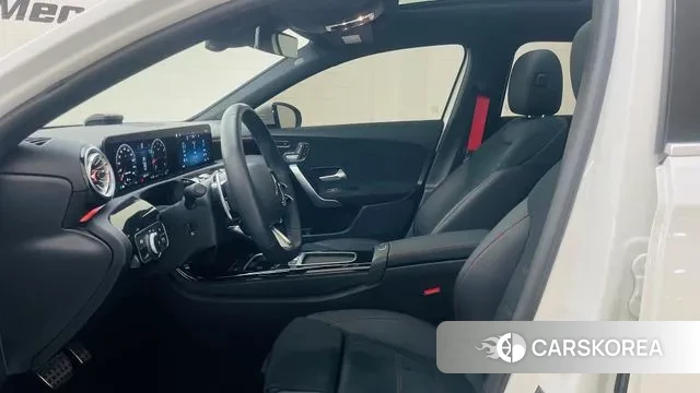 Mercedes-Benz A-Class W177 id 3446962 из Кореи 9