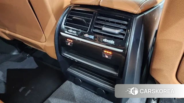 BMW 5 Series (G30) id 3357430 из Кореи 9