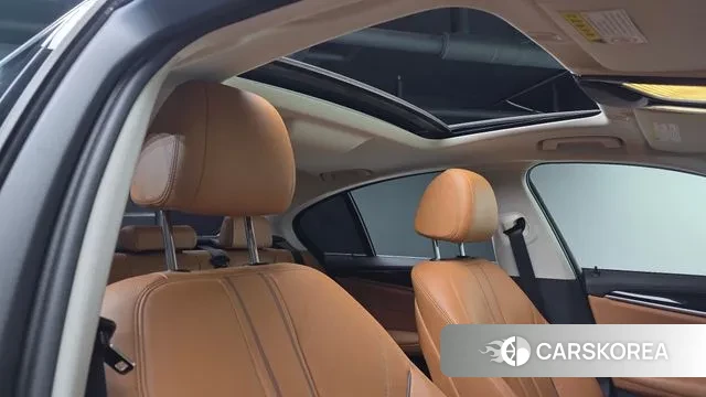 BMW 5 Series (G30) id 3612570 из Кореи 9