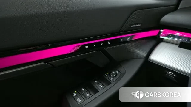 BMW 5 Series (G60) id 3715845 из Кореи 9