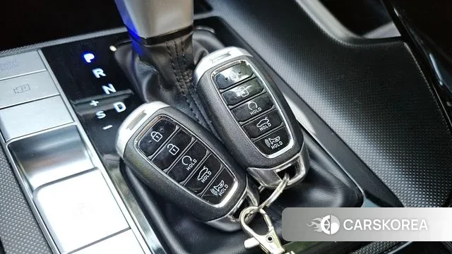 Hyundai Avante Hybrid (CN7) id 3282006 из Кореи 9