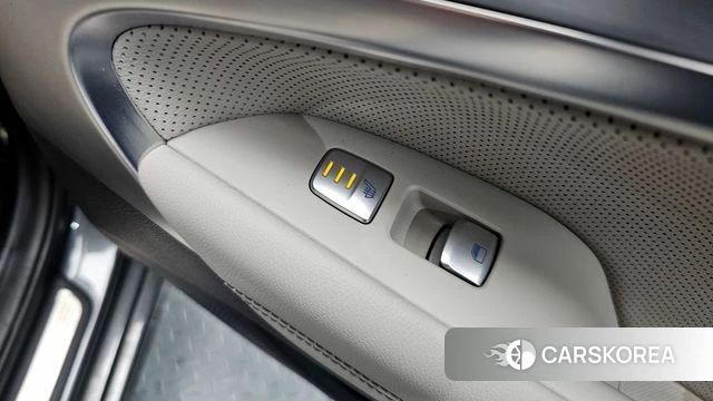 Genesis G70 id 3801340 из Кореи 9