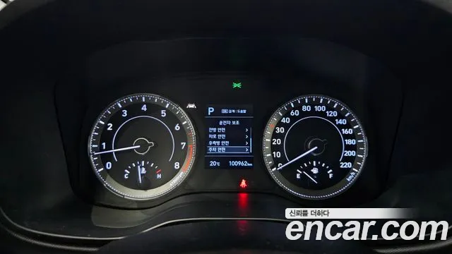 Hyundai Venue id 2688101 из Кореи 9