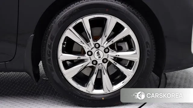 Kia The New Carnival id 3013781 из Кореи 9