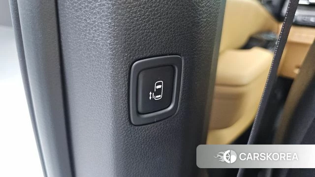 Kia Carnival 4th generation id 4657018 из Кореи 9