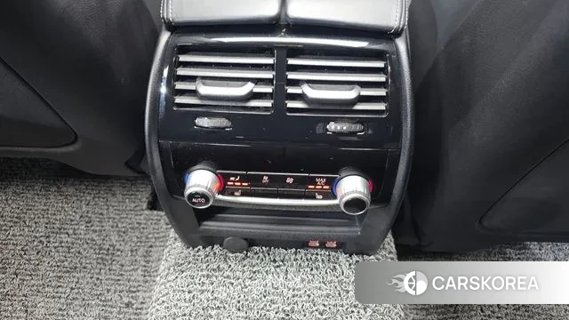 BMW 5 Series (G30) id 3366379 из Кореи 9