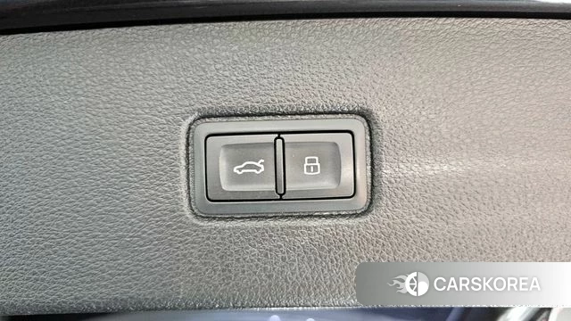 Audi Q7 (4M) id 3853337 из Кореи 9