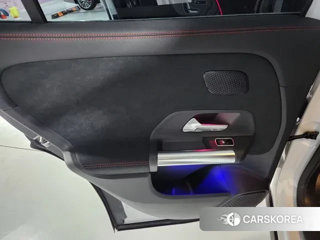 Mercedes-Benz GLA - Class H247 id 3620141 из Кореи 9