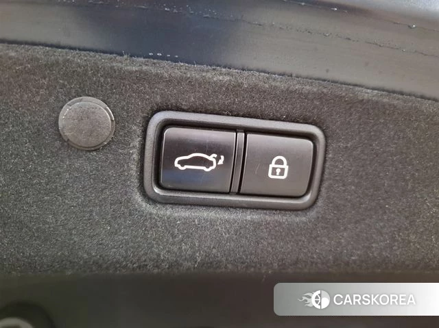Hyundai The New Grandeur IG Hybrid id 4604543 из Кореи 9