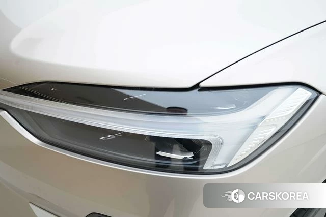 Volvo XC60 PHEV id 3901899 из Китая 9