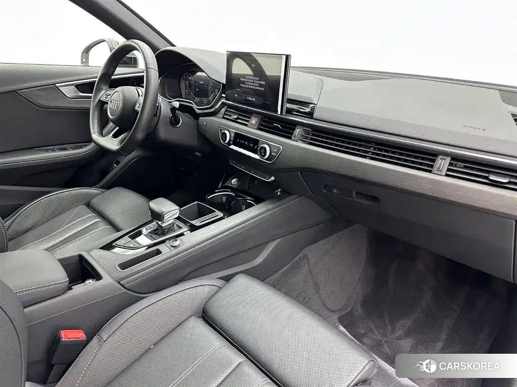 Audi A4L id 4669288 из Китая 9