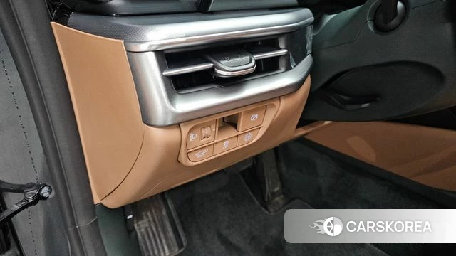 Hyundai Grandeur Hybrid (GN7) id 3891600 из Кореи 9