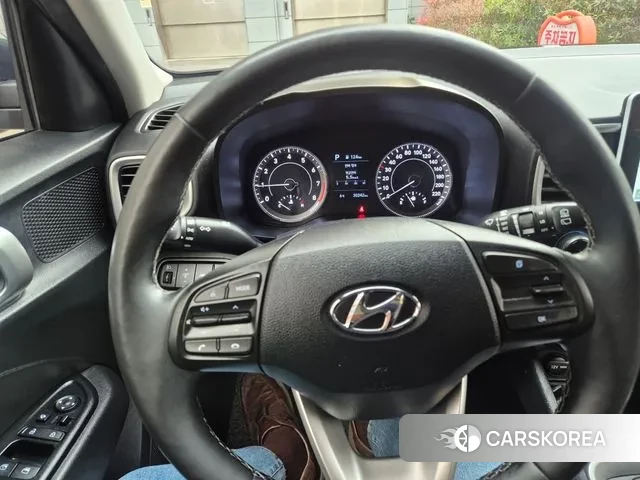 Hyundai Venue id 3621984 из Кореи 9