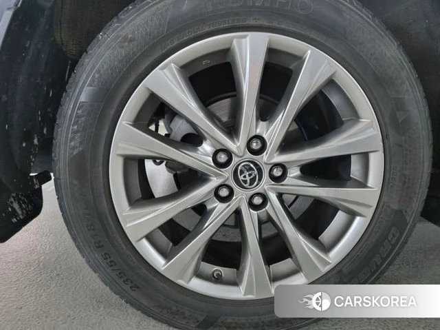 Toyota RAV4 id 3921023 из Кореи 9