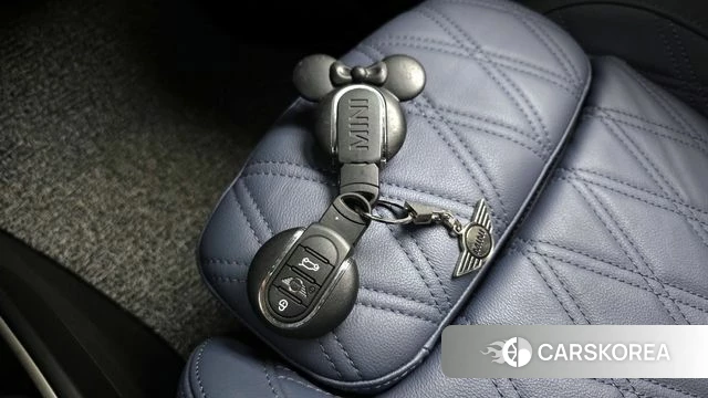 Mini Cooper S Countryman id 3953555 из Кореи 9