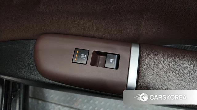 Hyundai Grandeur (GN7) id 3914981 из Кореи 9