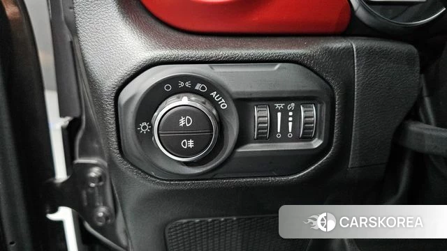 Jeep Wrangler (JL) id 3858682 из Кореи 9